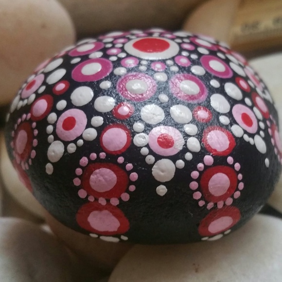 MANDALA painted rock pink red OOAK Garden Art - Picture 1 of 5